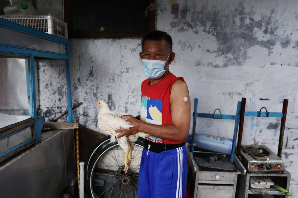 Koronavirüs aşısı olana kebap bedava! Vatandaşlar akın etti... - Sayfa 11