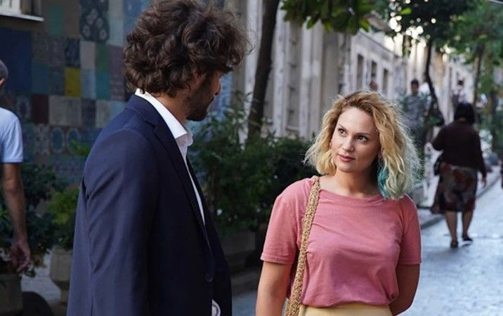 Masumlar Apartmanı'na veda eden oyuncu Farah Zeynep Abdullah'ı şoke eden yorum! Soluğu savcılıkta aldı - Sayfa 10