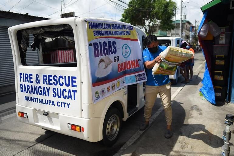 Dünyada görülmemiş uygulama: Filipinler'de aşı olmayı reddedenler hapse atılacak! - Sayfa 8