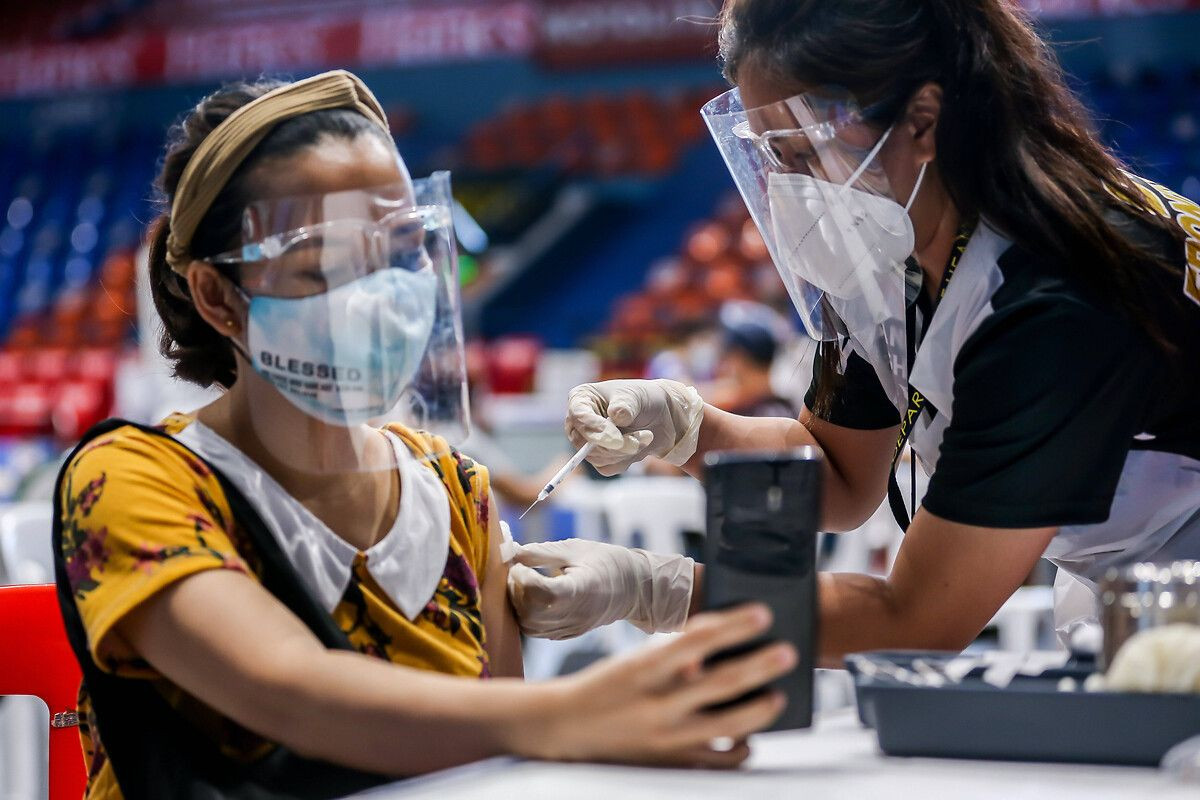 Dünyada görülmemiş uygulama: Filipinler'de aşı olmayı reddedenler hapse atılacak! - Sayfa 3