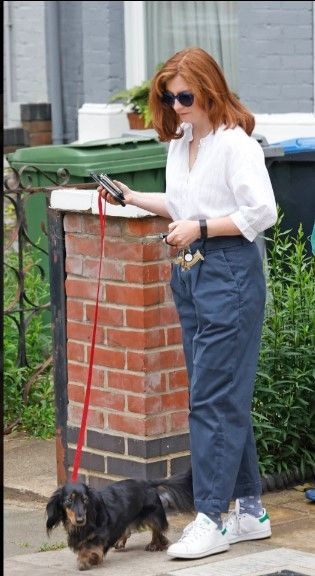 İngiltere'yi ayağa kaldıran skandal! Sağlık Bakanı 15 yıllık eşini, evli danışmanıyla aldattı! - Sayfa 8