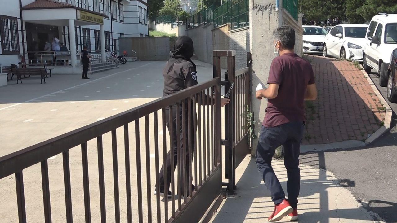 YKS öncesi yurttan manzaralar... Sınava yetişebilmek için zamanla yarıştılar - Sayfa 7