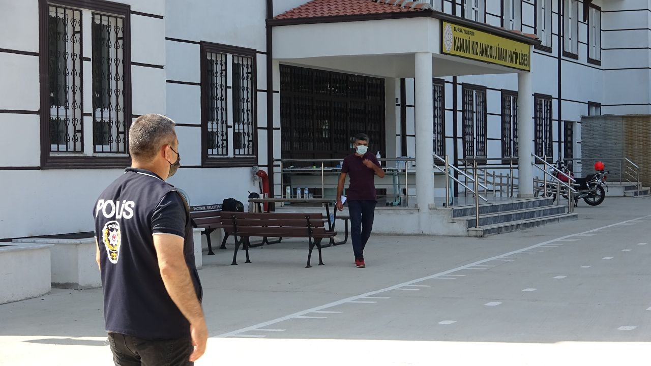 YKS öncesi yurttan manzaralar... Sınava yetişebilmek için zamanla yarıştılar - Sayfa 6