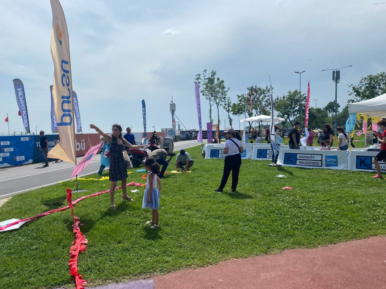 Caddebostan 'hayata döndü' : Gökyüzü rengarenk oldu! - Sayfa 5