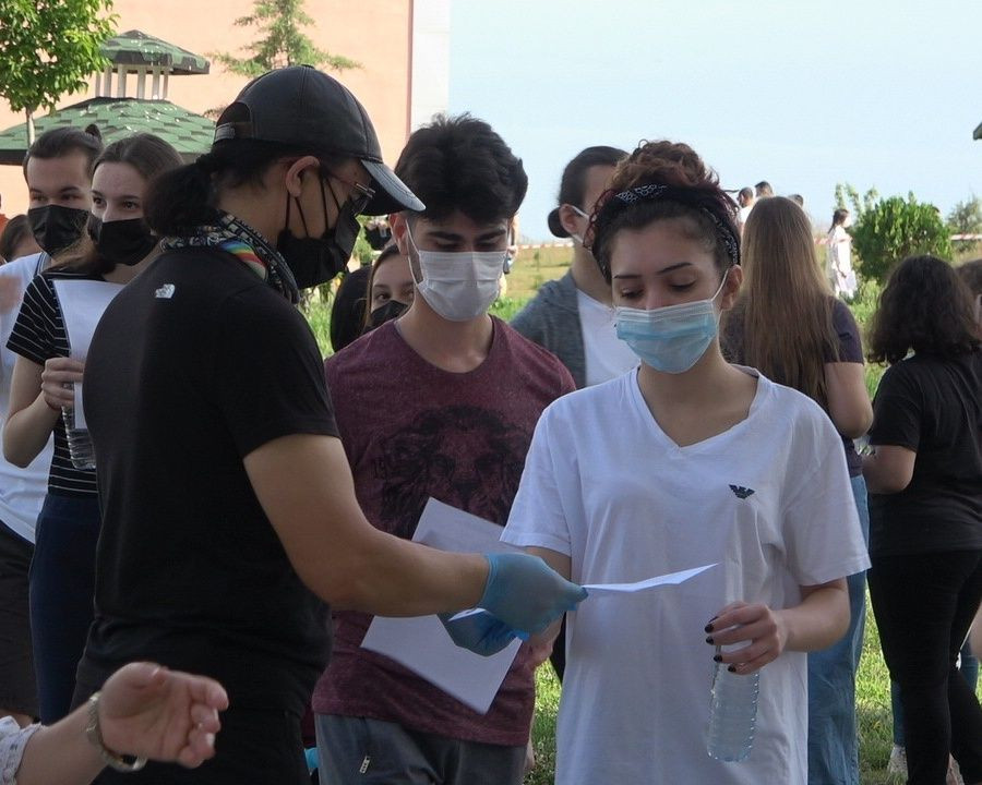 YKS öncesi yurttan manzaralar... Sınava yetişebilmek için zamanla yarıştılar - Sayfa 26