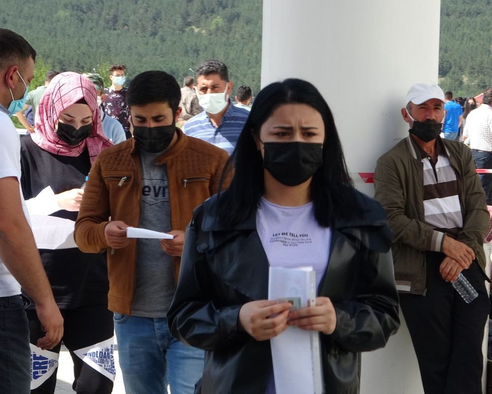 YKS öncesi yurttan manzaralar... Sınava yetişebilmek için zamanla yarıştılar - Sayfa 35