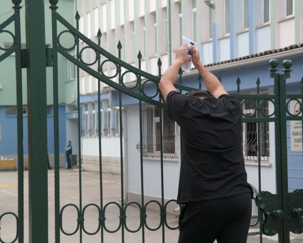 YKS öncesi yurttan manzaralar... Sınava yetişebilmek için zamanla yarıştılar - Sayfa 13