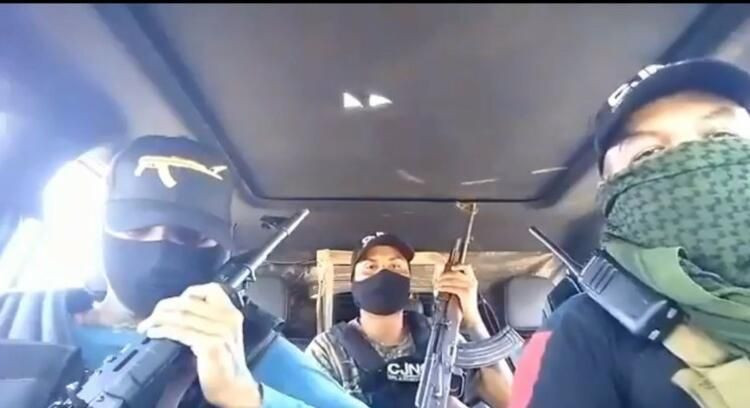 Meksika'da kan donduran görüntüler: Sokaklar ceset tarlasına döndü! - Sayfa 5