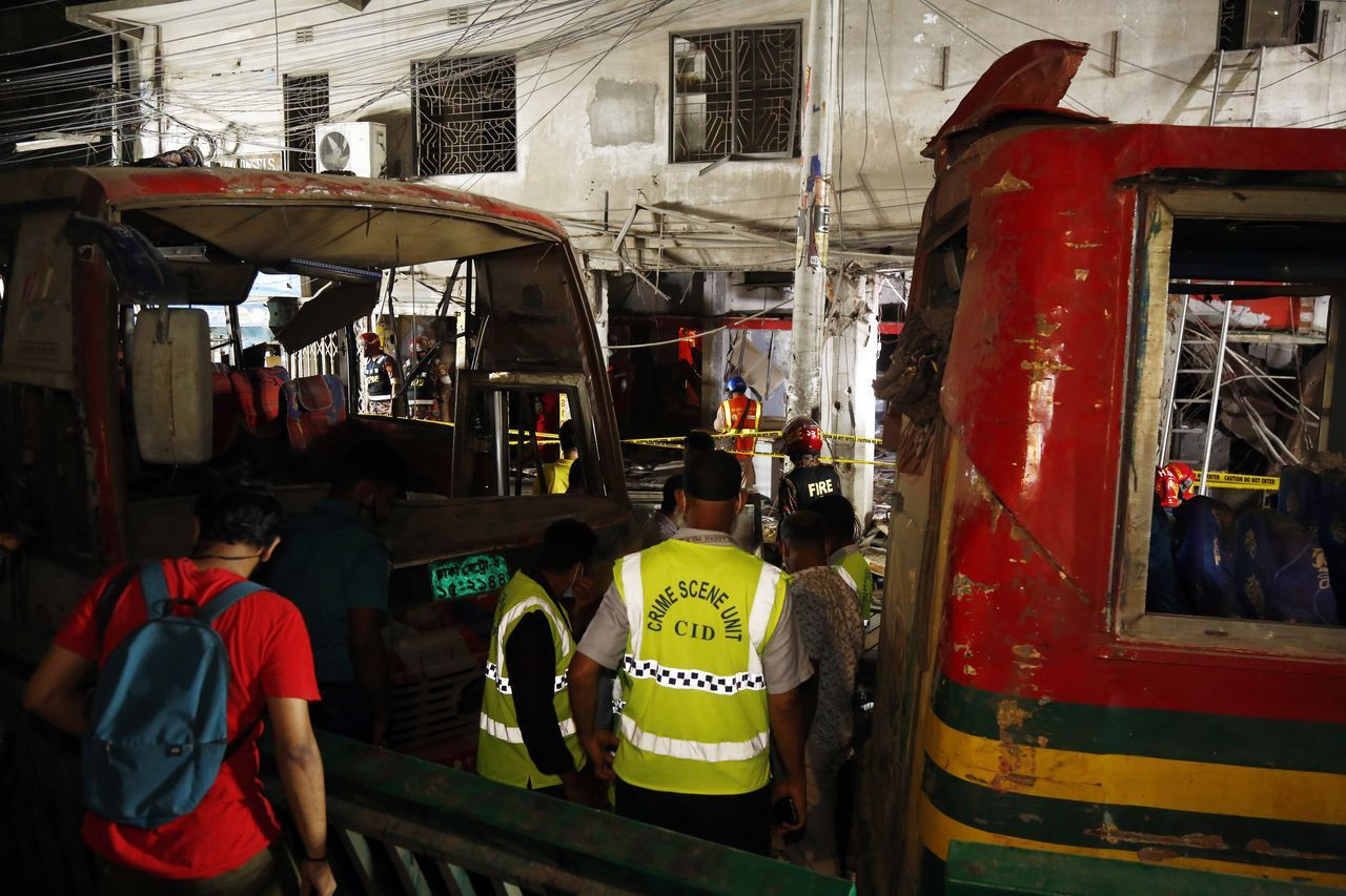 Bangladeş’te korkunç patlama! 7 kişi öldü, 50'den fazla yaralı var - Sayfa 5