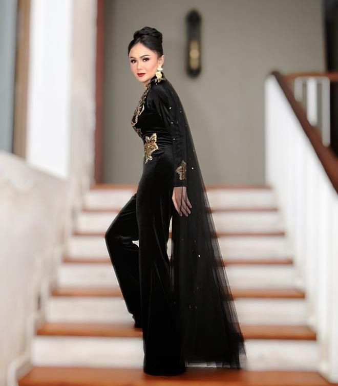 Ünlü şarkıcıdan şoke eden itiraf: İki oğlumla birlikte cinsel içerikli film izliyoruz! - Sayfa 7