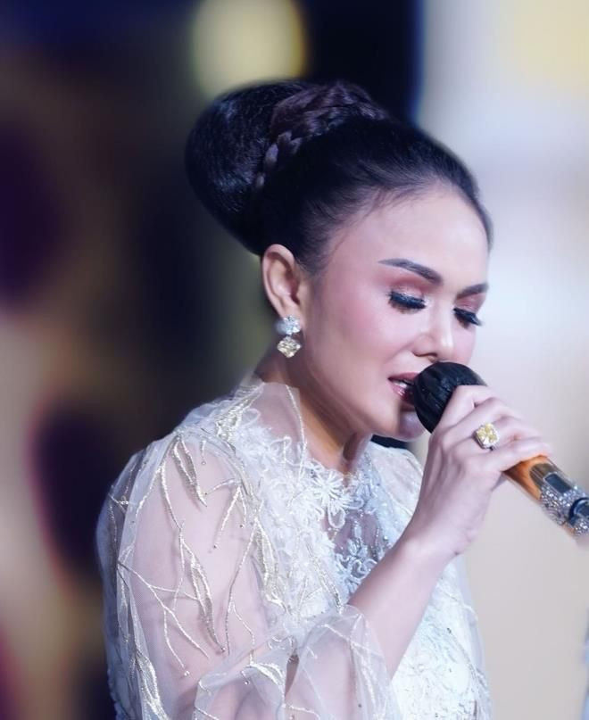 Ünlü şarkıcıdan şoke eden itiraf: İki oğlumla birlikte cinsel içerikli film izliyoruz! - Sayfa 5