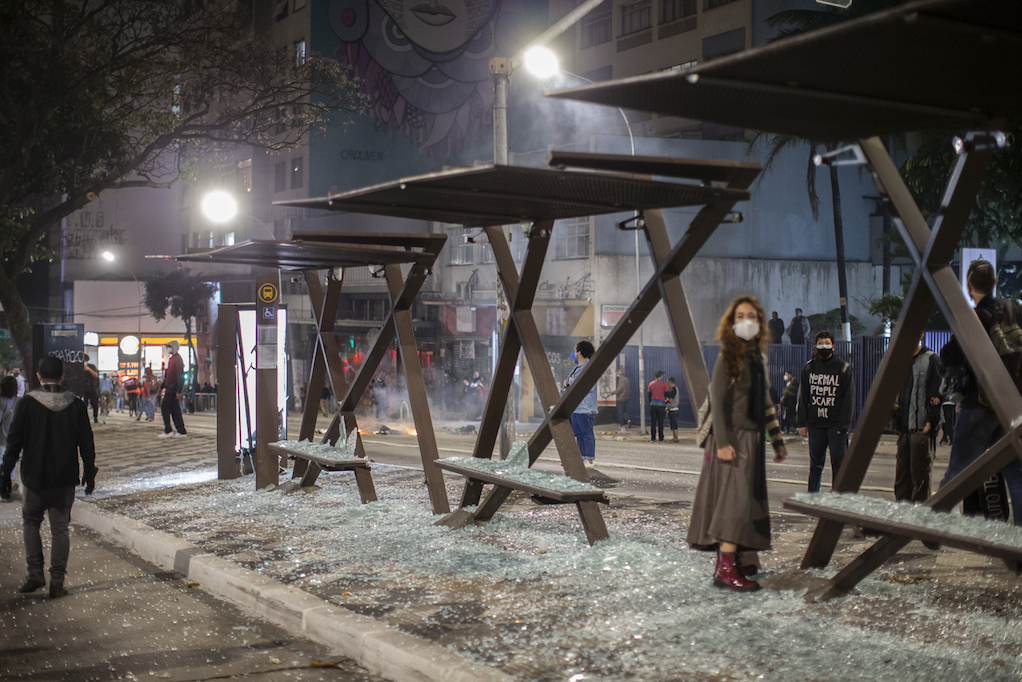 Brezilya'da Devlet Başkanı Bolsonaro karşıtı gösteriler düzenlendi - Sayfa 5