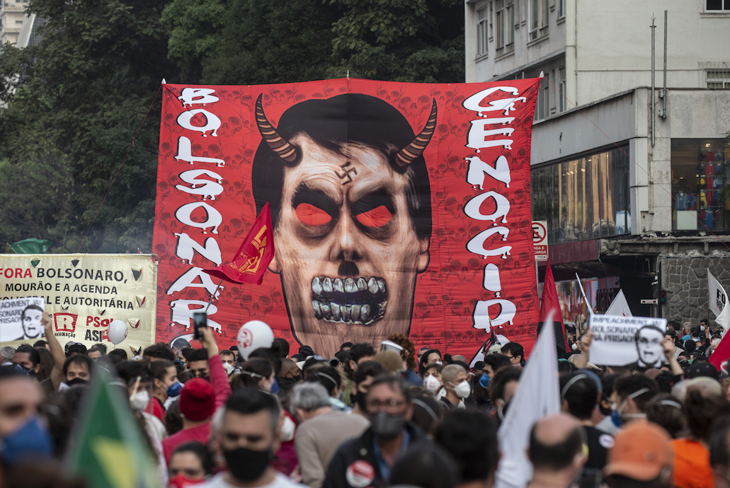 Brezilya'da Devlet Başkanı Bolsonaro karşıtı gösteriler düzenlendi - Sayfa 23