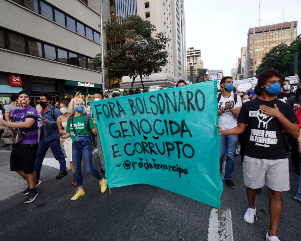 Brezilya'da Devlet Başkanı Bolsonaro karşıtı gösteriler düzenlendi - Sayfa 57