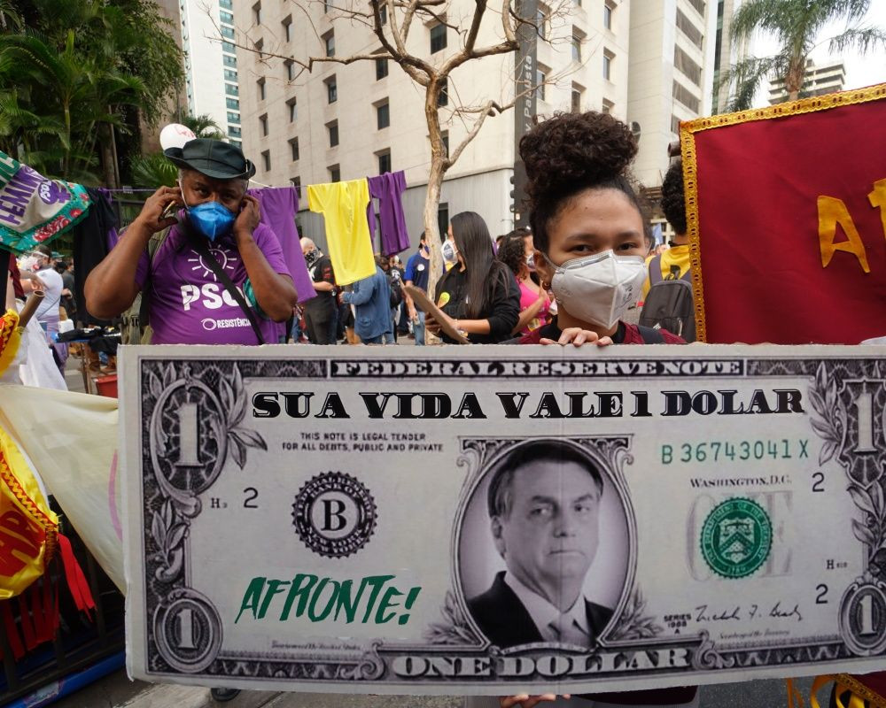 Brezilya'da Devlet Başkanı Bolsonaro karşıtı gösteriler düzenlendi - Sayfa 43