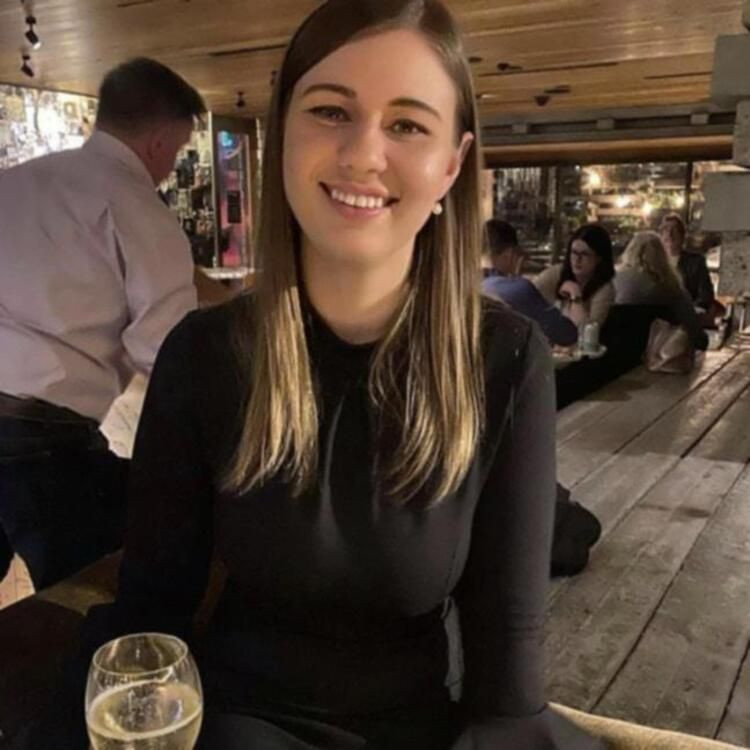 Ülkeyi ayağa kaldıran skandal: Parlamentoda tecavüze uğradım! - Sayfa 14