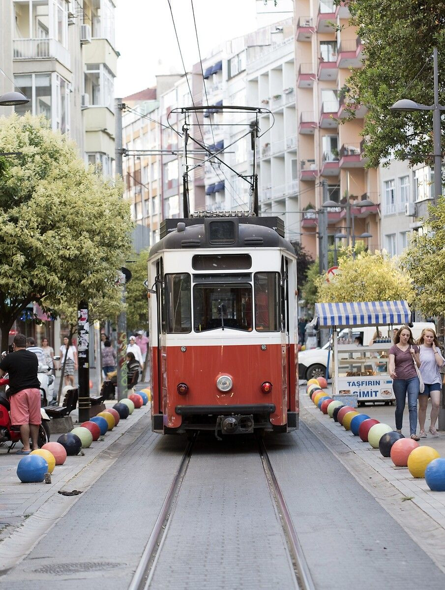 Kadıköy-Moda tramvay hattında hatalı park seferlerin aksamasına neden oluyor! 6 ayda 20 saat sefer aksadı - Sayfa 12