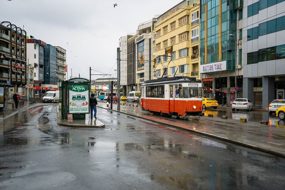 Kadıköy-Moda tramvay hattında hatalı park seferlerin aksamasına neden oluyor! 6 ayda 20 saat sefer aksadı - Sayfa 14