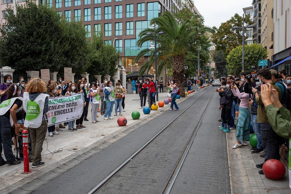 Kadıköy-Moda tramvay hattında hatalı park seferlerin aksamasına neden oluyor! 6 ayda 20 saat sefer aksadı - Sayfa 15