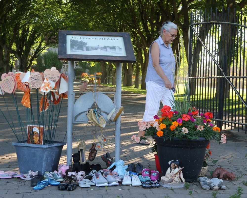 Kanadalı eski piskopostan kilise okullarının bahçesindeki çocuk mezarları ile ilgili kan donduran itiraflar - Sayfa 21