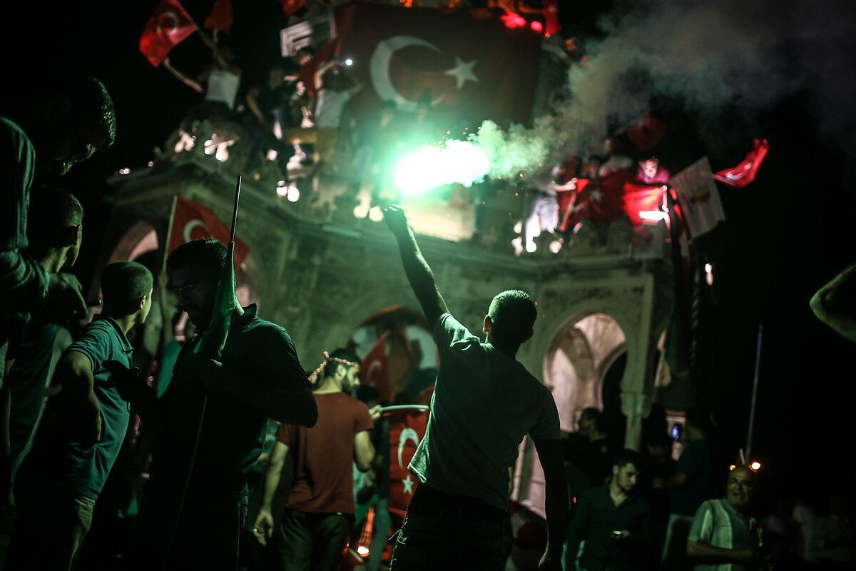 5'inci yıldönümünde ünlü isimlerden 15 Temmuz paylaşımları - Sayfa 8