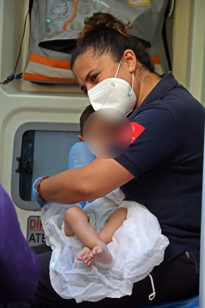 Anne evi terk etti! 4 çocuk açlıktan baygın halde bulundu! '5 yaşındaki çocuğu bile mamayla besliyordu' - Sayfa 21