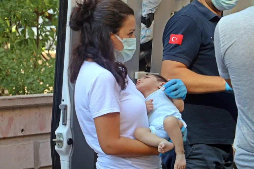 Anne evi terk etti! 4 çocuk açlıktan baygın halde bulundu! '5 yaşındaki çocuğu bile mamayla besliyordu' - Sayfa 5