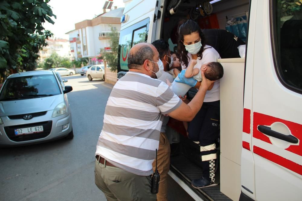 Anne evi terk etti! 4 çocuk açlıktan baygın halde bulundu! '5 yaşındaki çocuğu bile mamayla besliyordu' - Sayfa 12