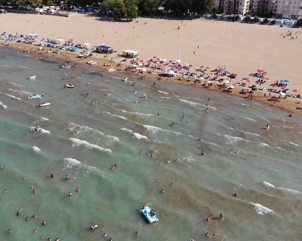 Isparta'nın yedi renkli Eğirdir Gölü’ne vatandaşlar akın etti - Sayfa 12