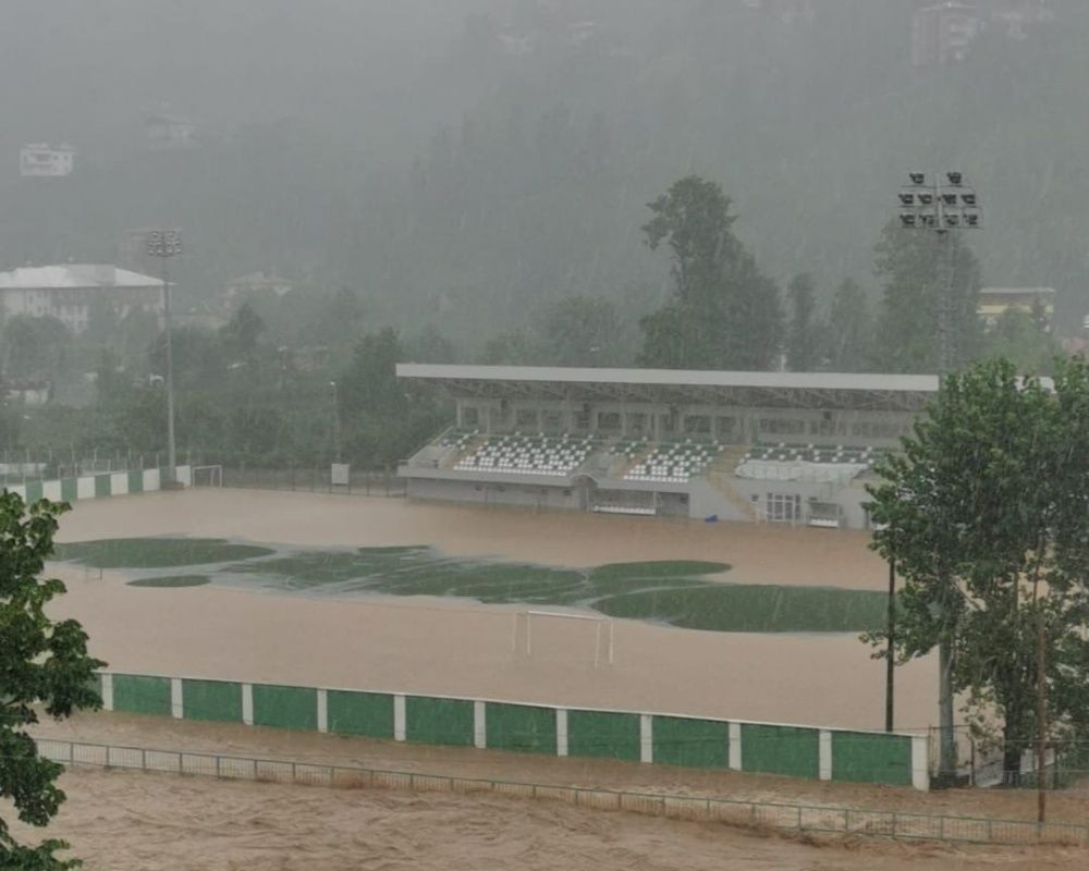 Artvin'de sel seferberliği! Afetin izlerini silmeye çalışıyorlar - Sayfa 23