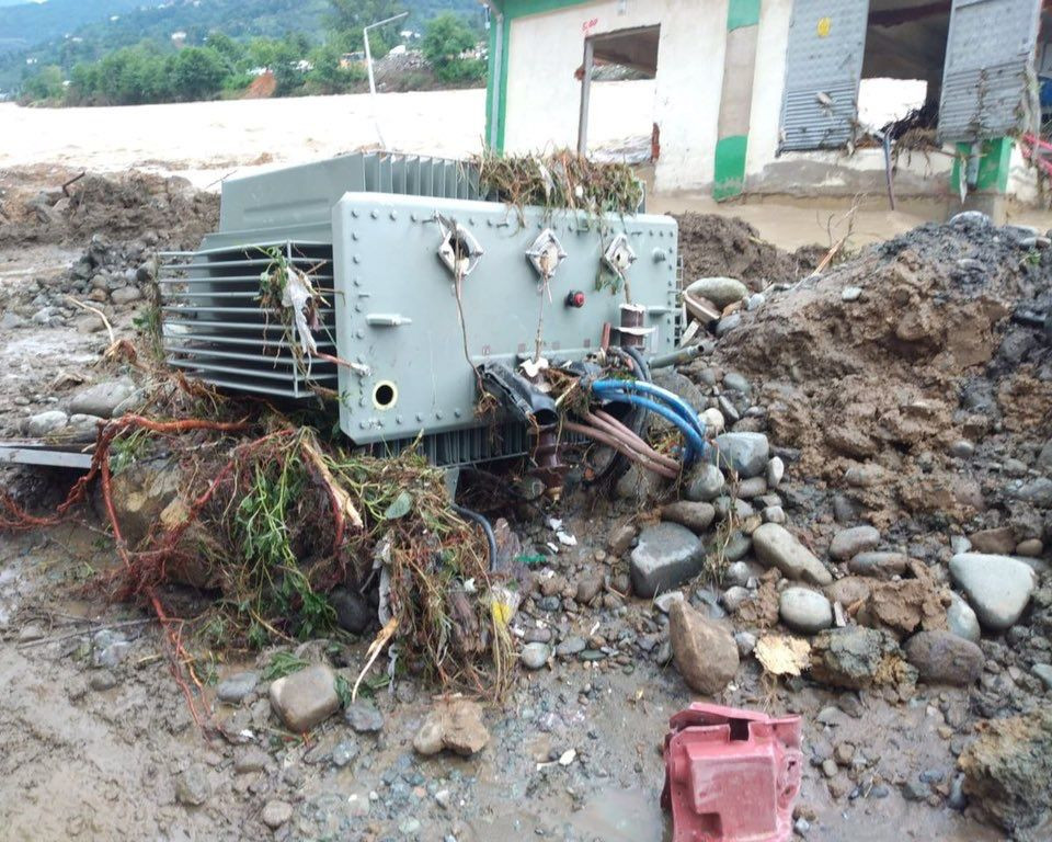 Doğu Karadeniz'de sel felaketinin bilançosu ağır oldu! Artvin'de selin izleri siliniyor - Sayfa 45