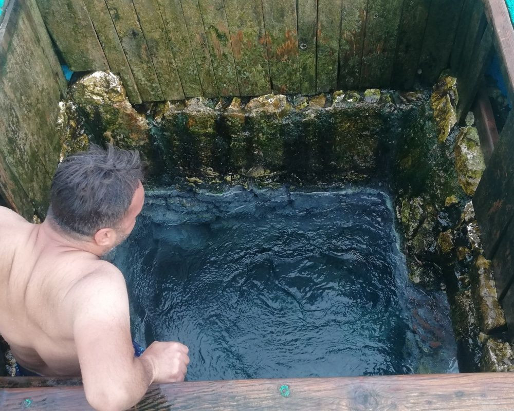 Ününü duyan şifa için Antalya'daki bu havuza koşuyor - Sayfa 15