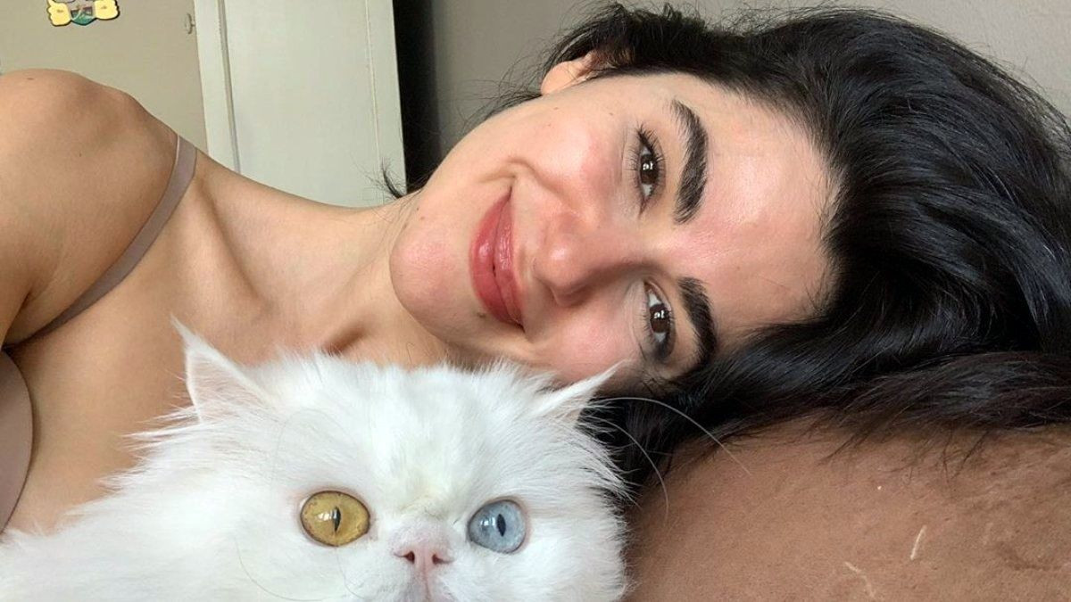 Nesrin Cavadzade sokak ortasında çıldırdı! Kapıları zorladı! Üzerine kahve döküldü! - Sayfa 10