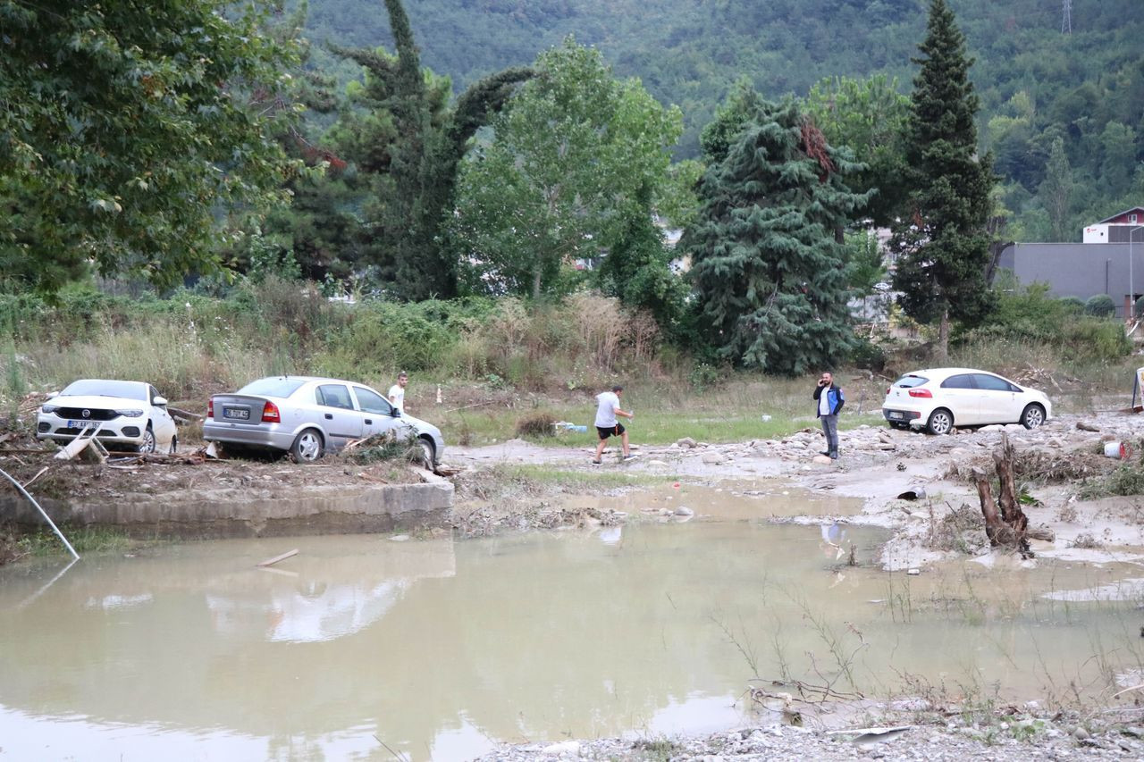 Sel suları çekildi, felaketin boyutu ortaya çıktı - Sayfa 17