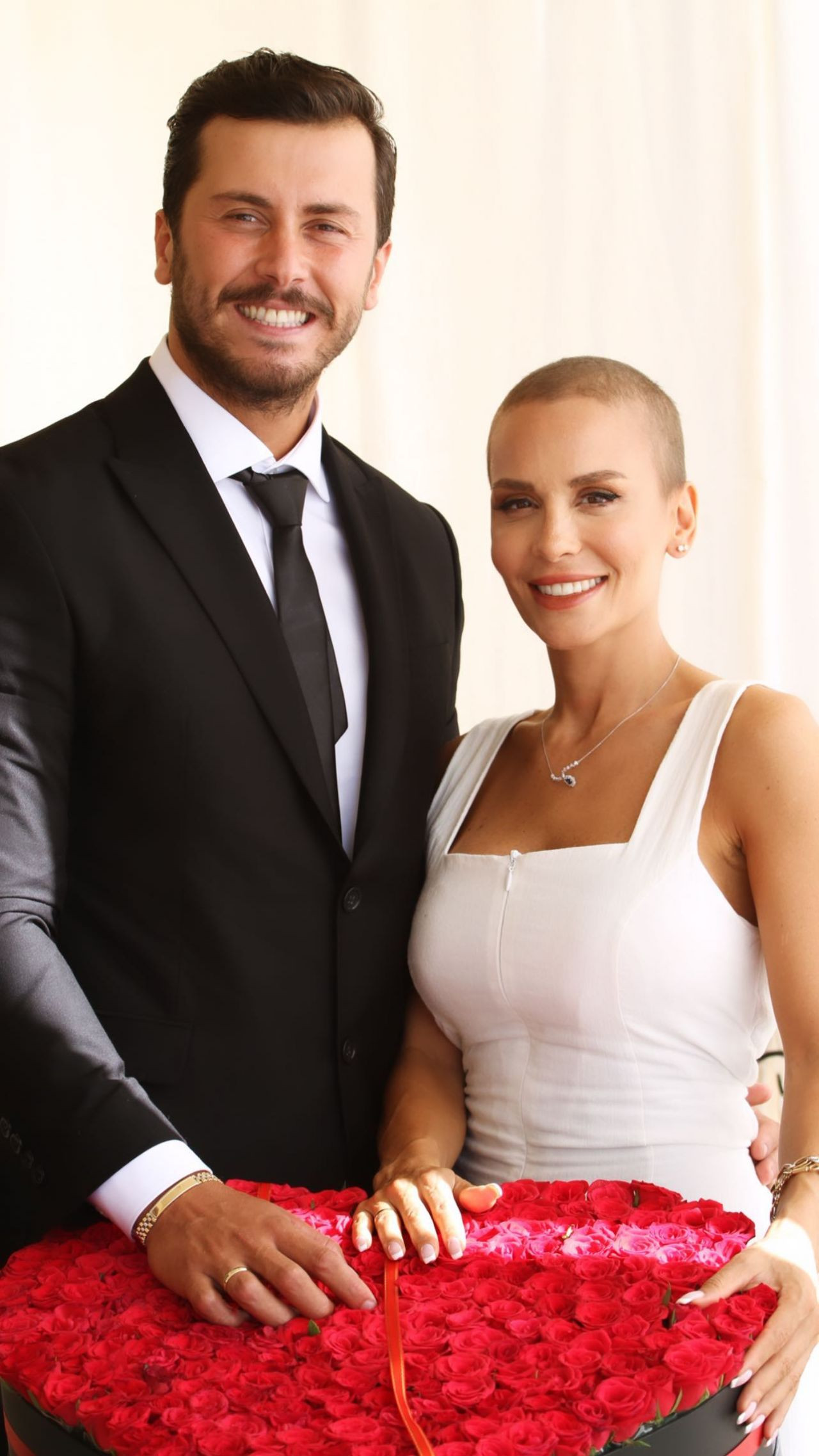 Kanseri yenen şarkıcı Şimal'den güzel haber! Evlilik yolunda ilk adımı attı - Sayfa 7