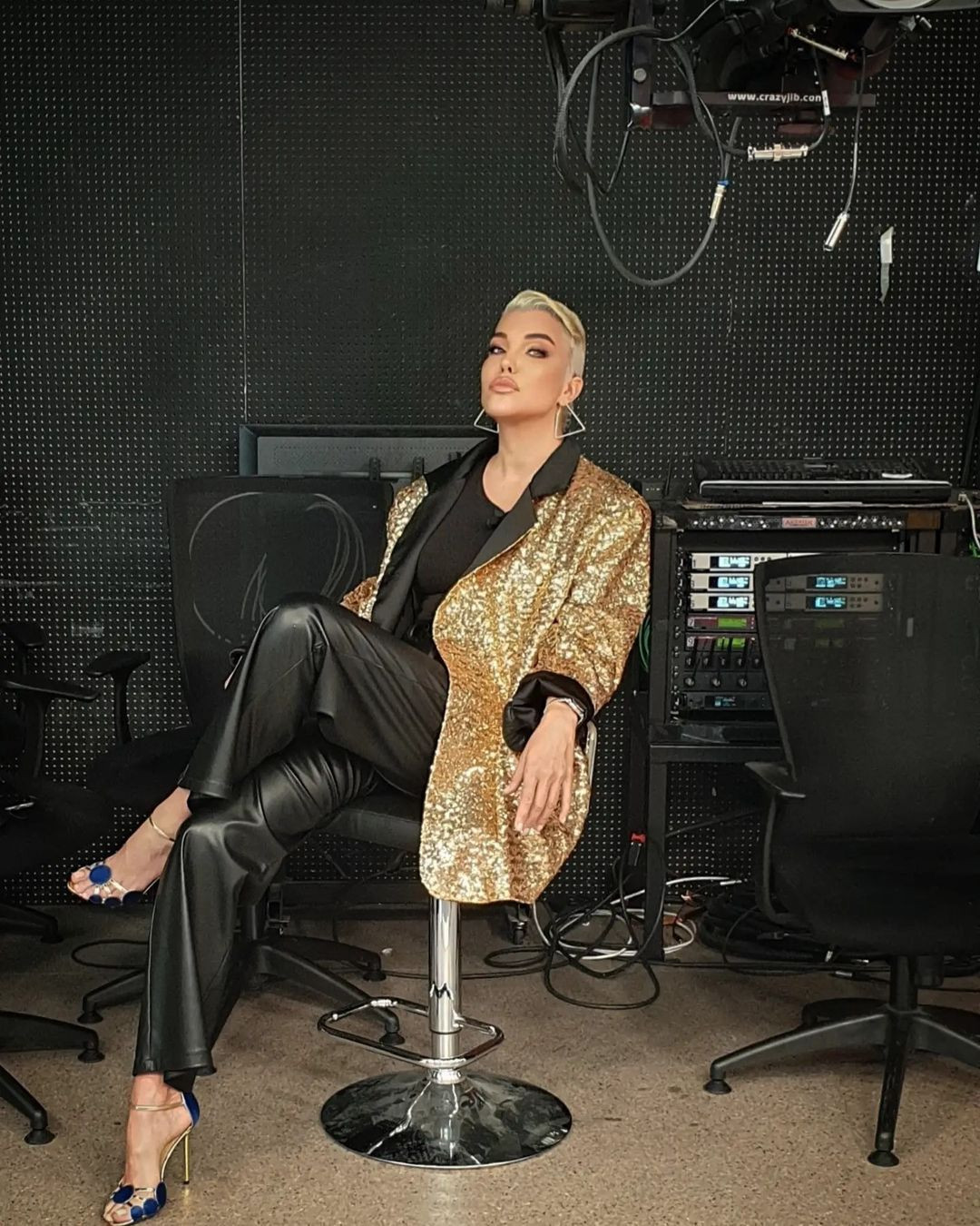 Selin Ciğerci'nin tedbir kararını ihlal edince hapse giren Deniz Akkaya iddialı konuştu - Sayfa 11