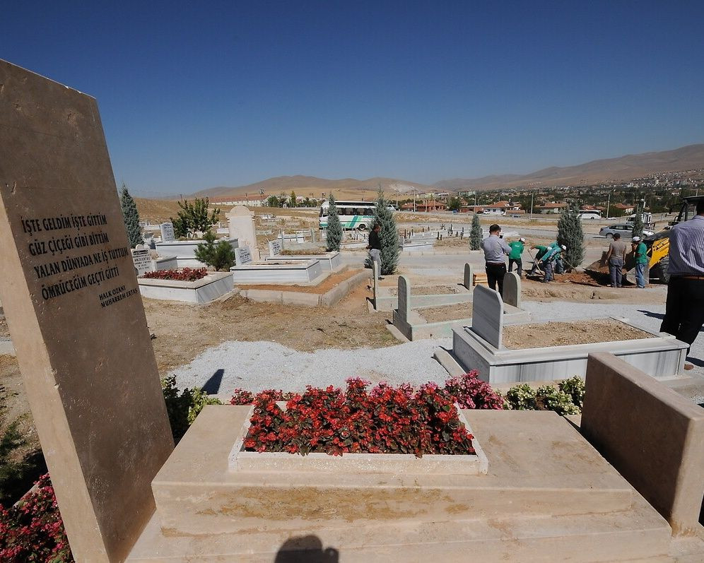 Halk ozanı Neşet Ertaş'ın hayatının film yapılmasına tepkiler büyüyor! Ailesi harekete geçti - Sayfa 13