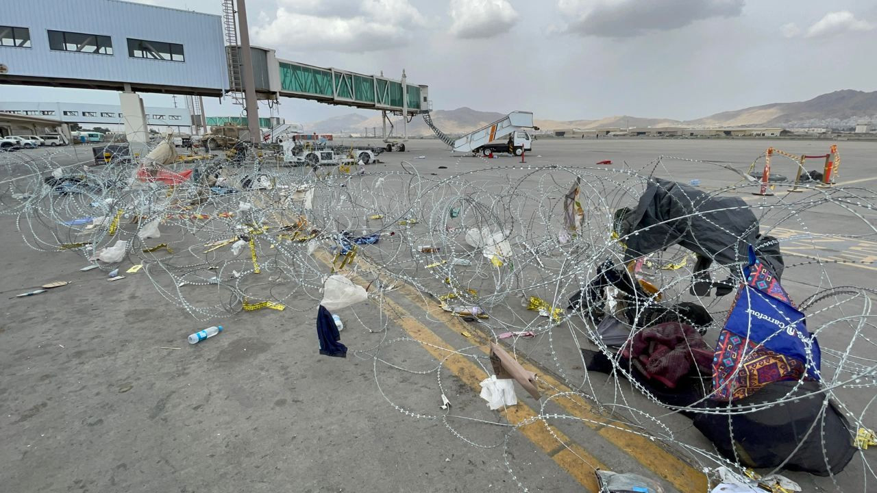 Kabil Havalimanı'nın kontrolü Taliban'a geçti - Sayfa 9