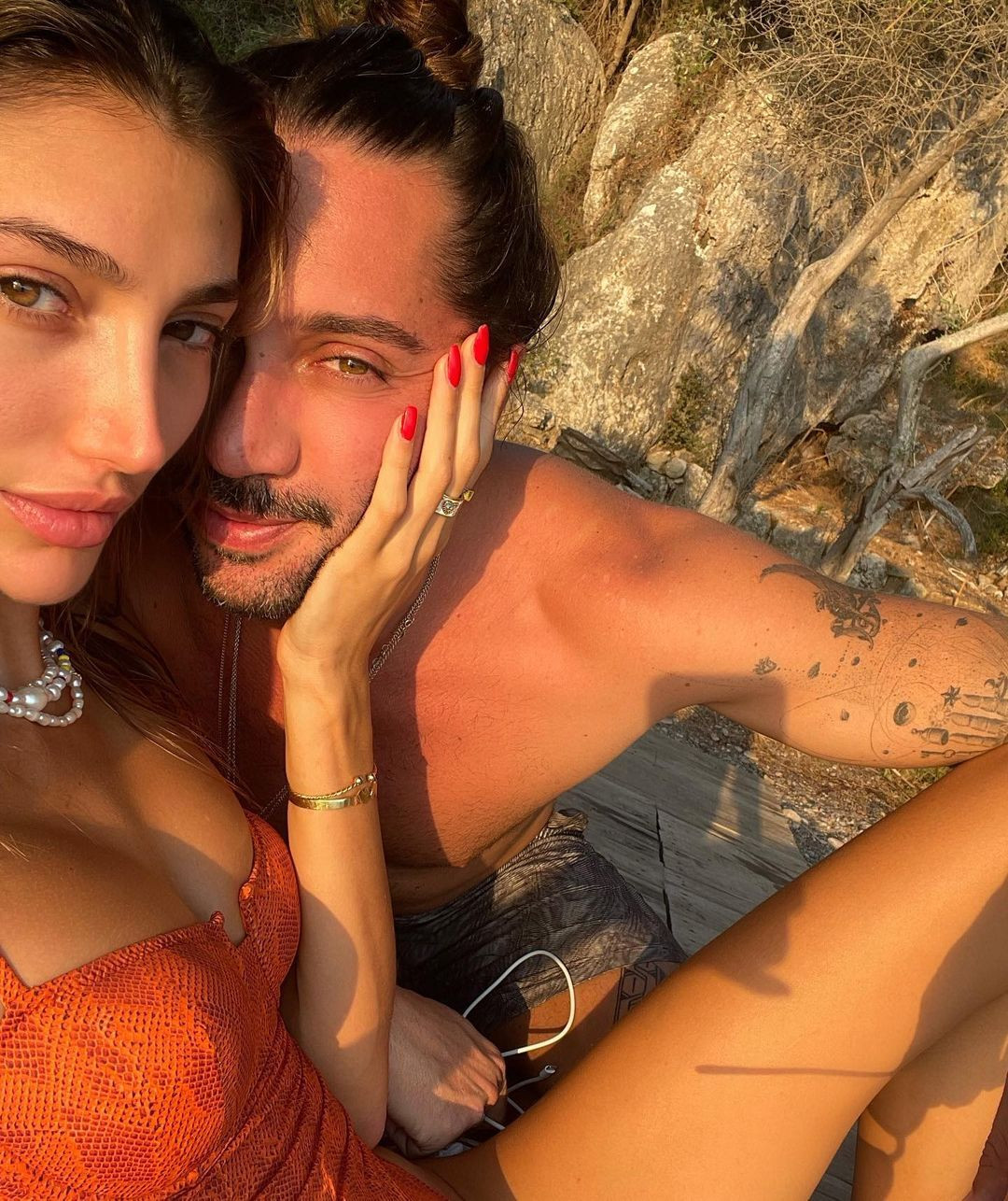 Yiğit Marcus Aral ile Şevval Şahin aşkı tam gaz devam! Kerem Kamışlı ucuz kurtulmuş… - Sayfa 16