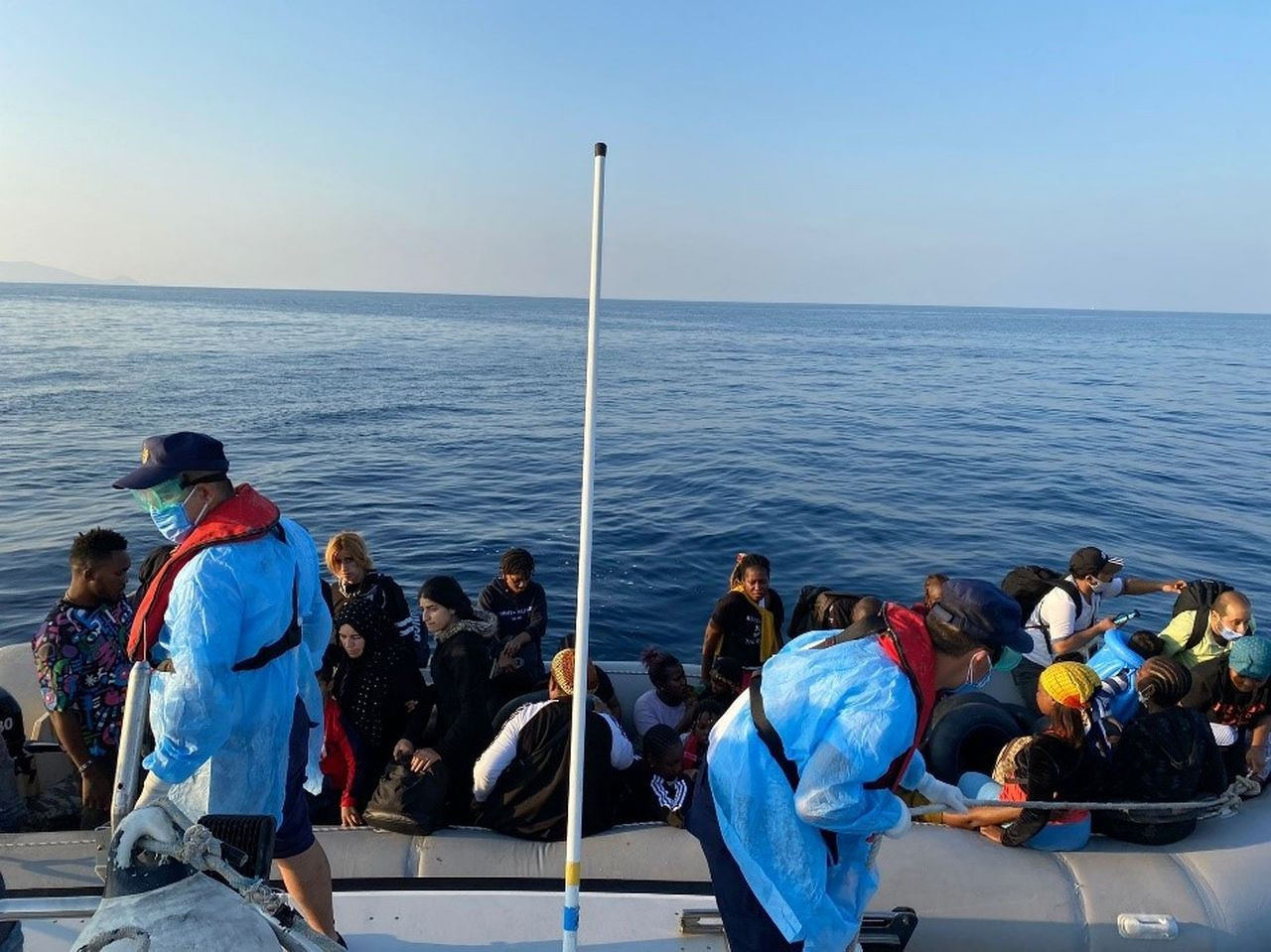 Yunanistan, aralarında çocukların da olduğu 172 kaçak göçmeni ölüme sürükledi - Sayfa 7