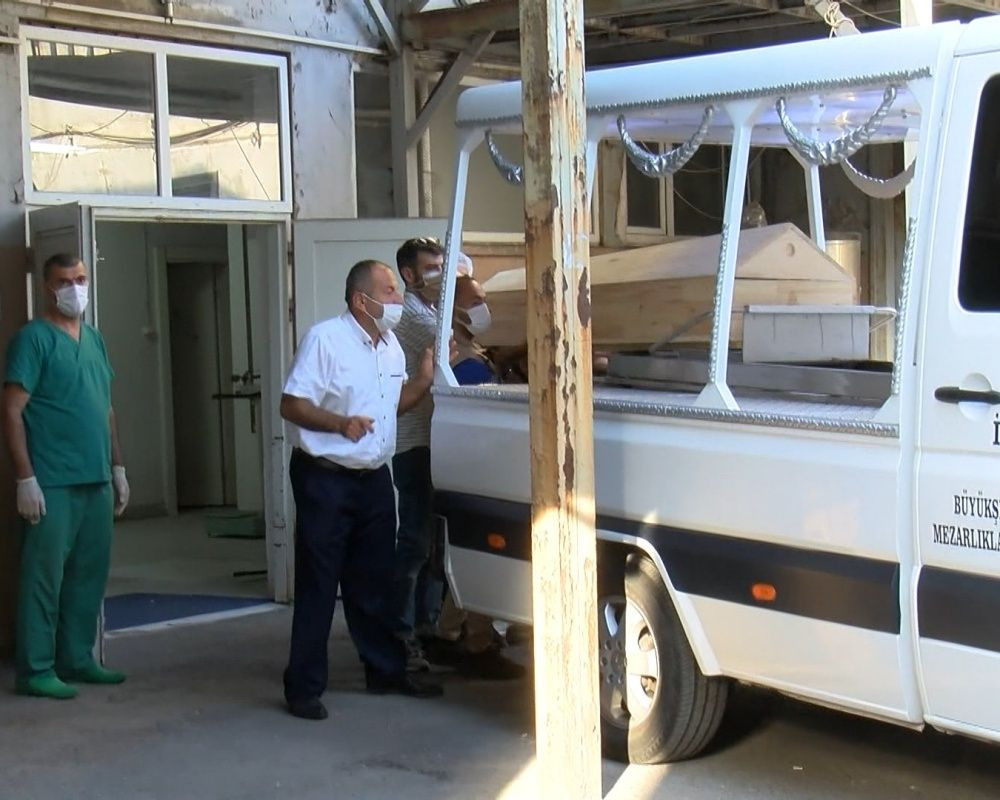 Büyük saygısızlık! Ferhan Şensoy'un cenaze törenindeki çirkin saldırıda flaş gelişme! Kendilerini böyle savundular... - Sayfa 51