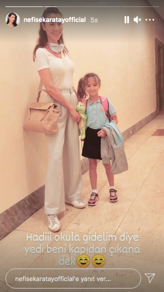 Zil çaldı, yüz yüze eğitim başladı! Ünlü isimlerin okul heyecanı - Sayfa 20