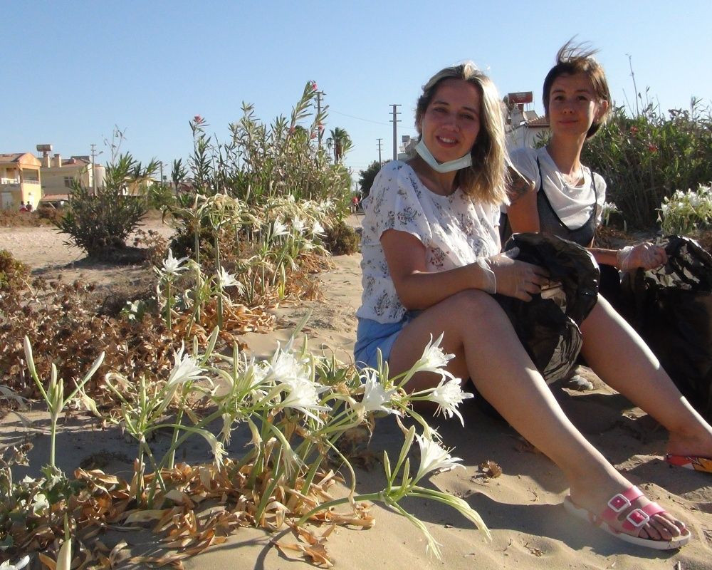 Bu çiçeği koparan yandı! Cezası bir araba parası - Sayfa 7