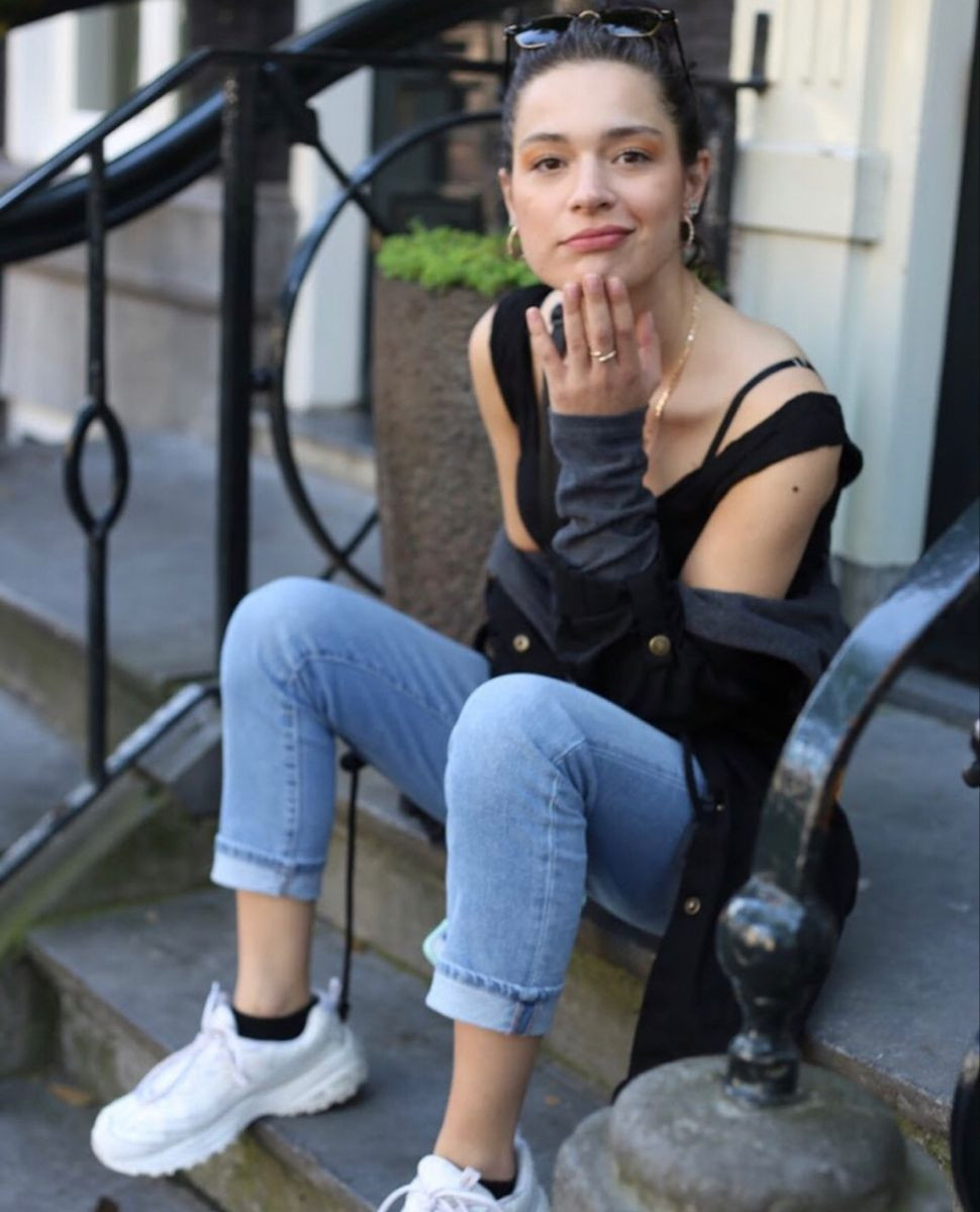 Yasak Elma'nın Zehra'sı yasak aşkıyla yakalandı! Şafak Pekdemir'in yeni sevgilisi hırçın çıktı! - Sayfa 5