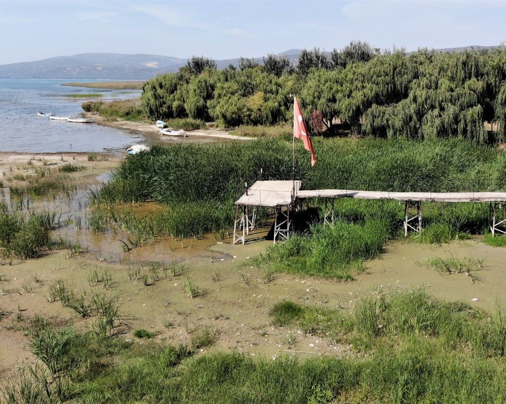 Türkiye'nin beşinci büyük gölünde korkutan kuraklık! İznik Göl'ünde sular 200 metre çekildi - Sayfa 7