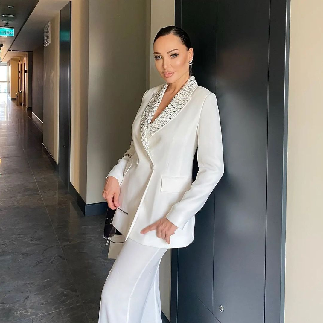 Türkiye'nin Angelina Jolie'si Umut Akyürek estetiği abarttı! Gün geçtikçe gençleşiyor - Sayfa 31