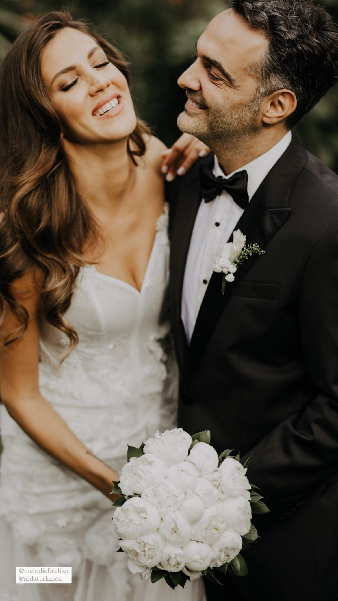 Ünlü şef Arda Türkmen ile sosyal medya fenomeni Melodi Elbirliler muhteşem bir düğünle hayatını birleştirdi - Sayfa 6