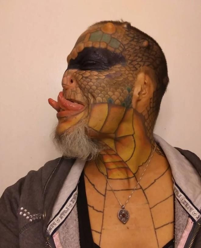 Binlerce dolar harcayarak bu hale gelen adam, şimdi öyle bir yerini kestirecek ki... Duyanlar hayrete düşüyor! - Sayfa 8