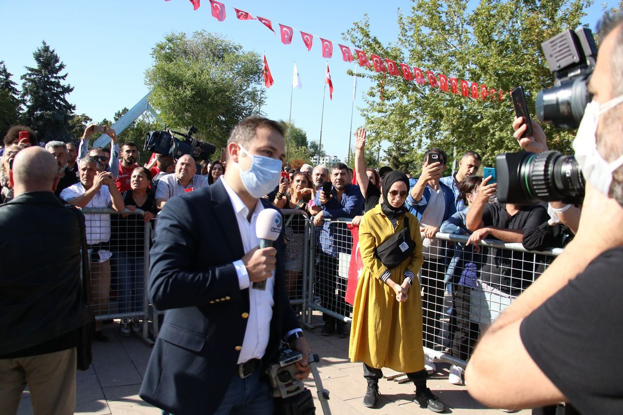 Aşı karşıtları mitinginde HES kodu arbedesi - Sayfa 9