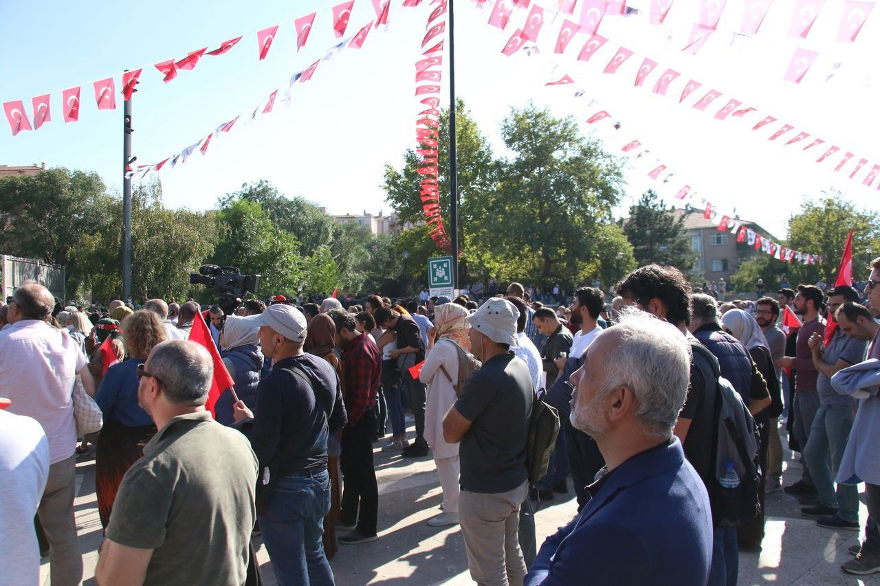 Aşı karşıtları mitinginde HES kodu arbedesi - Sayfa 12